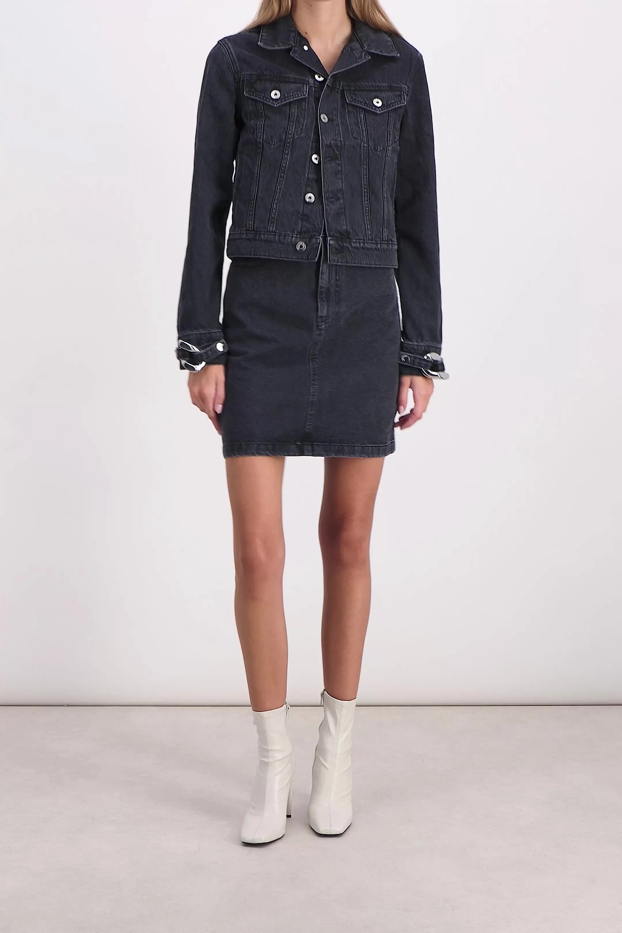 Chain link denim mini skirt