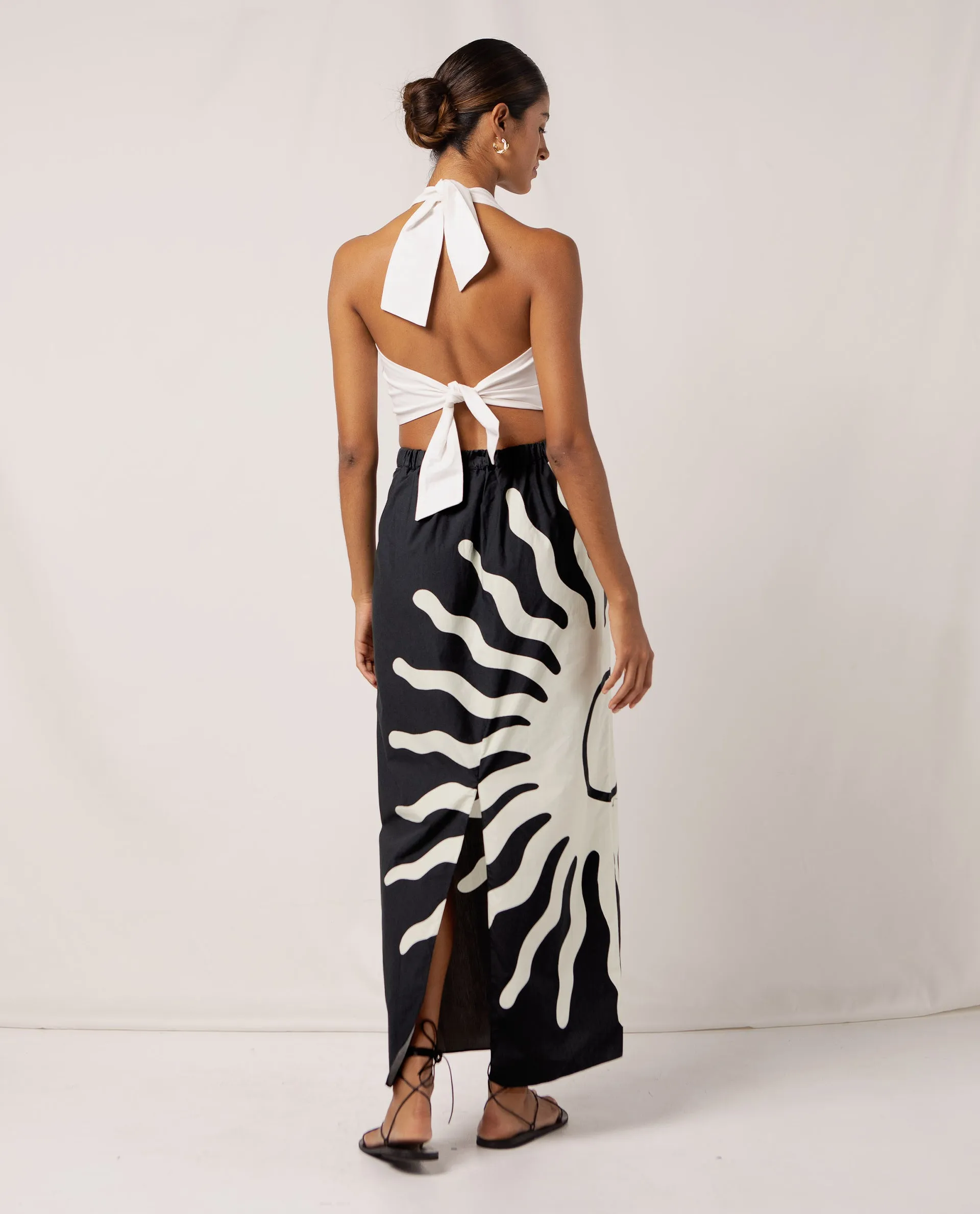 Stylish Magda Sunburst Skirt – Flattering Fit with Vibrant Sunburst Pattern